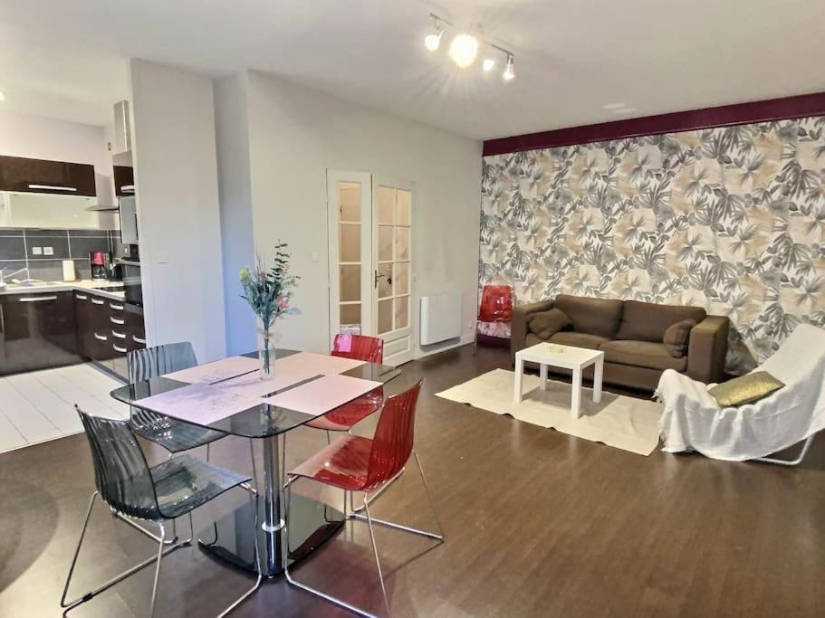 Appartement En Residence, Блуа Экстерьер фото